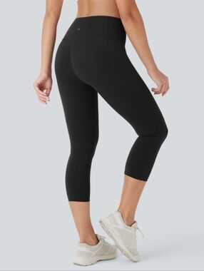 Women’s Black High-Rise 7/8 Active Leggings